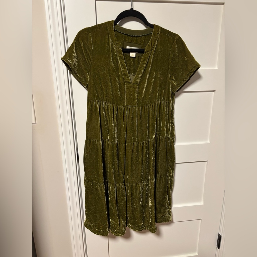Maeve Anthropologie velvet dress